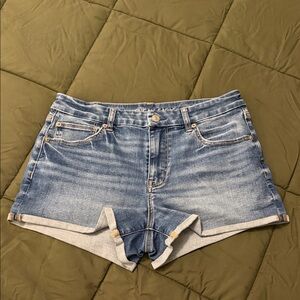 American Eagle Curvy High-Rise Shortie size 12